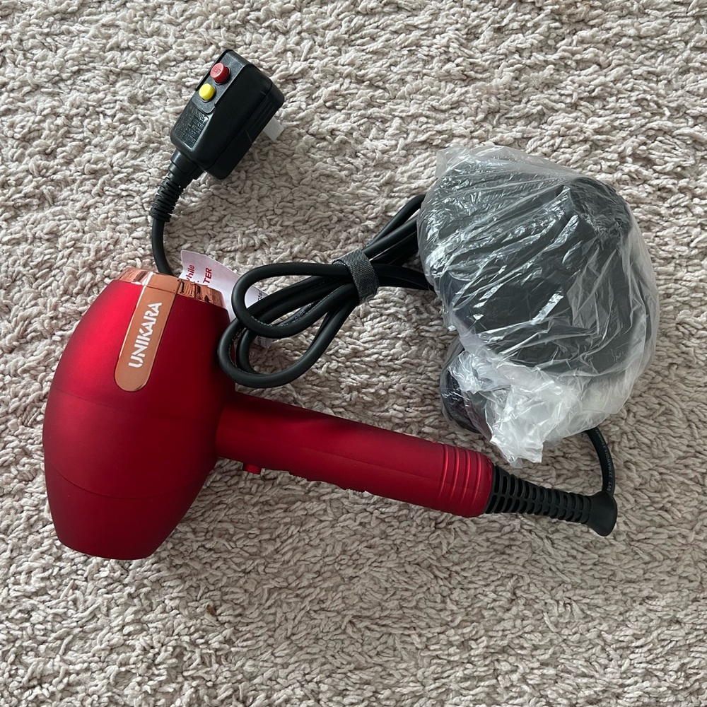 Hair blow dryer